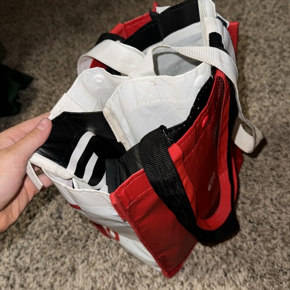 Pack of 3 lululemon bags - Picture 2 of 2